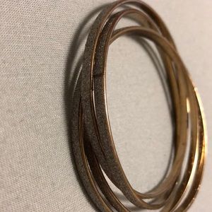 Bracelet with 4 bangles